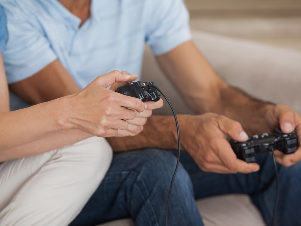 Are Video Games Leaving You in Pain? Here’s Why & How to Avoid It.